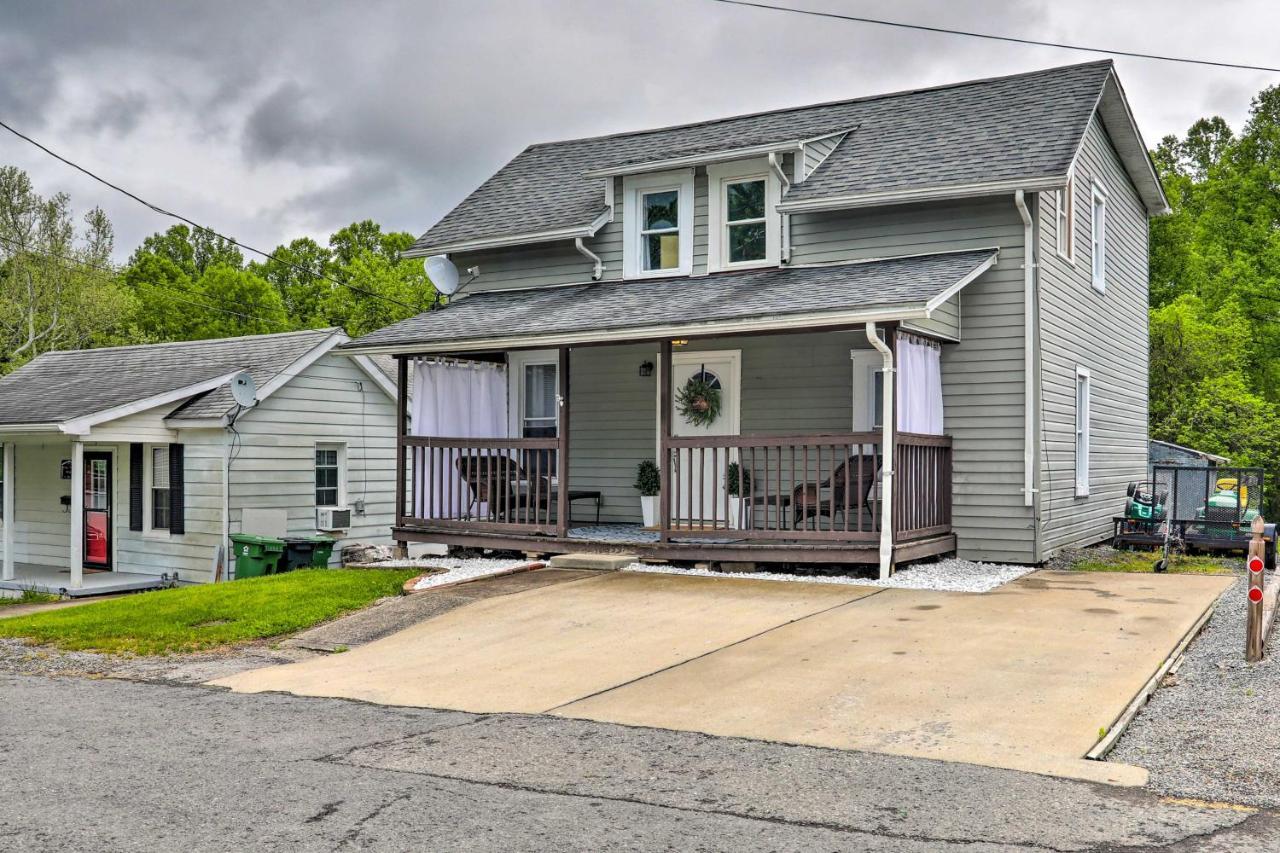 Morgantown Home With Deck About 2 Mi To Wv University! ภายนอก รูปภาพ
